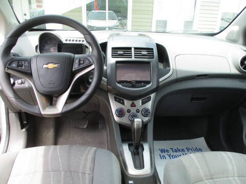 2015 Chevrolet Sonic LT Auto