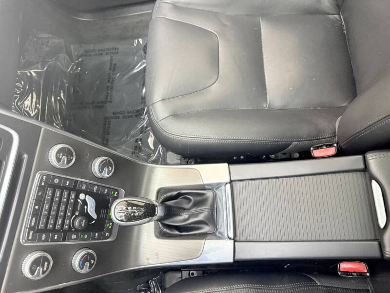 2015 Volvo V60 T5 Drive-E Premier