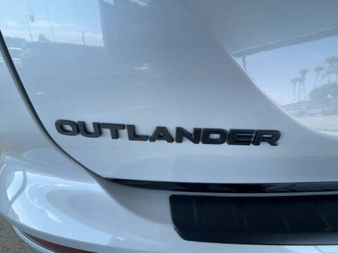 2026 Mitsubishi Outlander PHEV