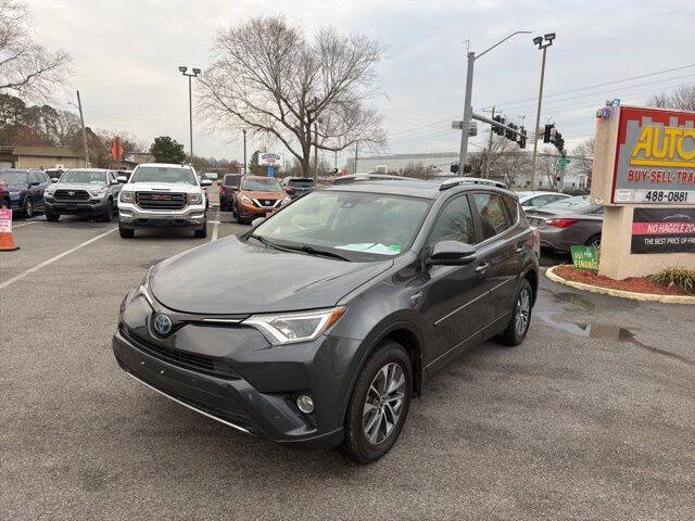 2017 Toyota RAV4 Hybrid XLE