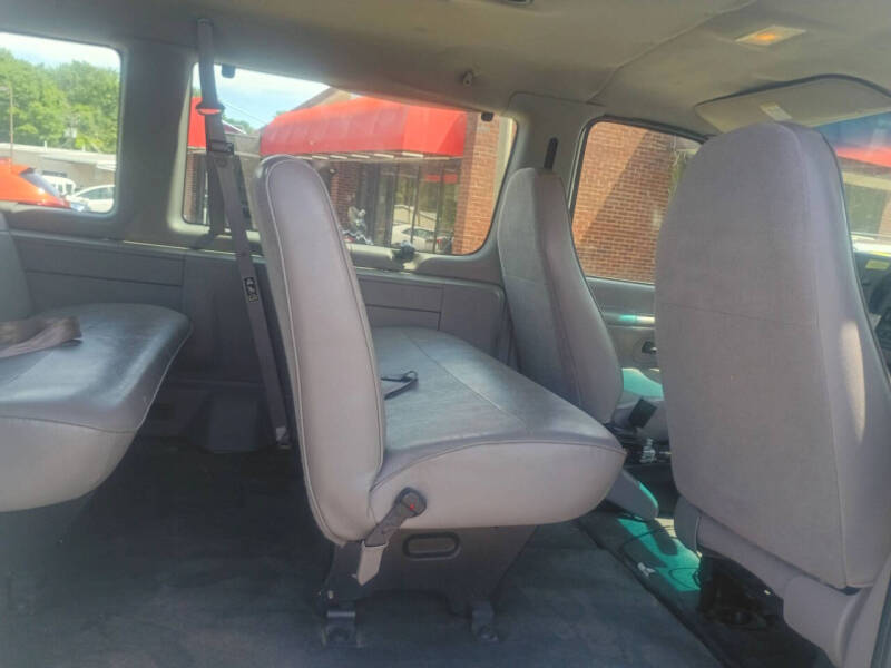 1999 Ford E-350