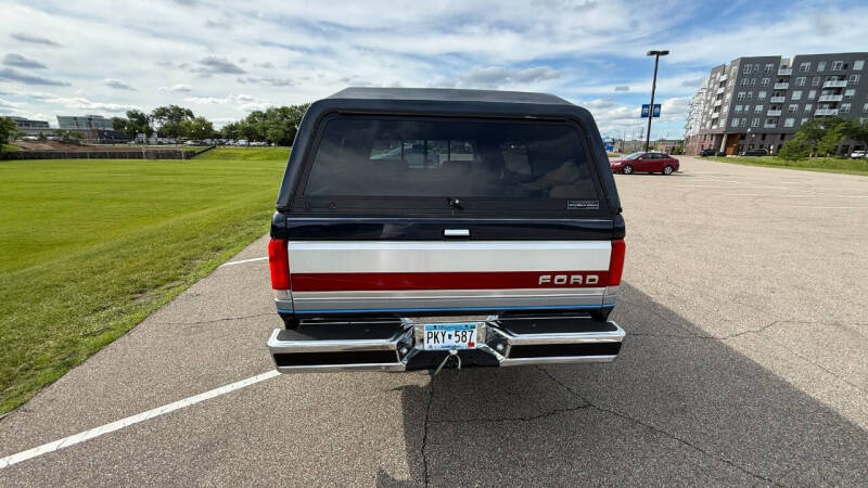 1990 Ford F-150 XLT Lariat