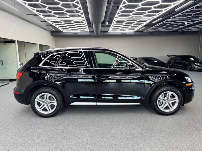 2019 Audi Q5 quattro Premium 45 TFSI