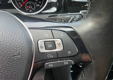 2016 Volkswagen Golf TSI SEL