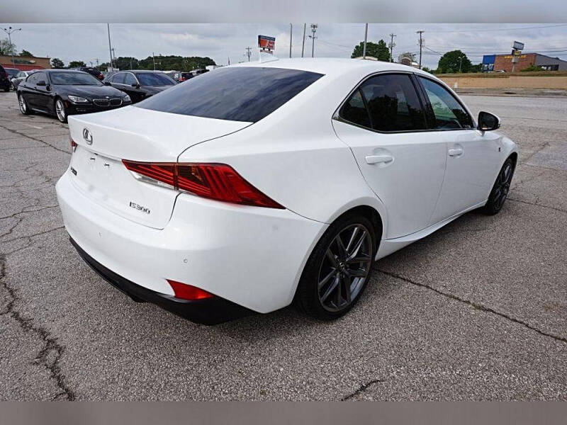 2019 Lexus IS 300