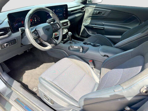 2024 Ford Mustang Dark Horse