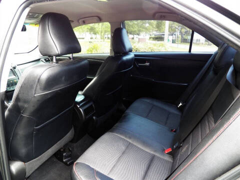 2015 Toyota Camry SE