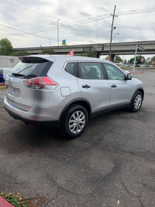 2016 Nissan Rogue S