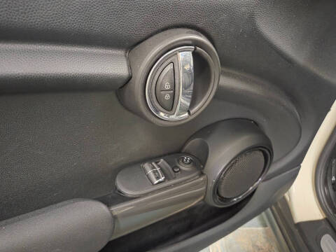 2016 MINI Hardtop 2 Door Cooper