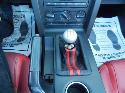 2005 Ford Mustang GT Premium