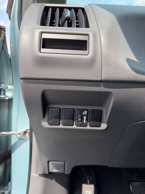 2014 Toyota Prius v Three
