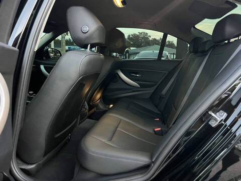 2016 BMW 3 Series 320i