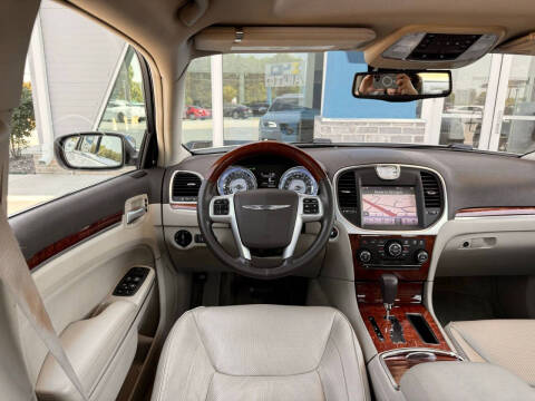 2011 Chrysler 300 C