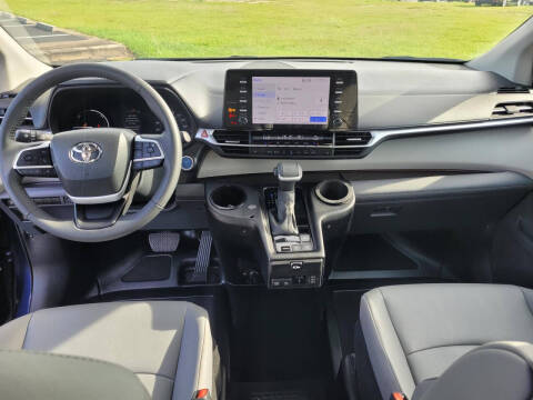 2023 Toyota Sienna