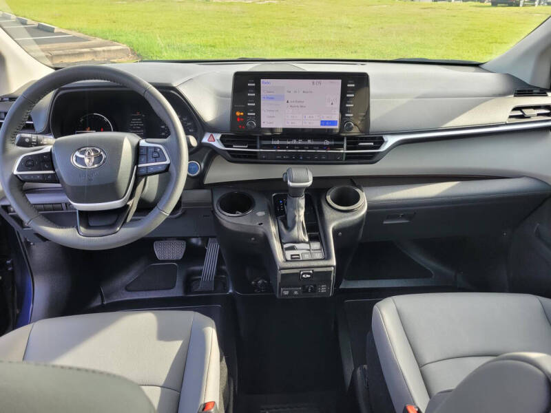 2023 Toyota Sienna