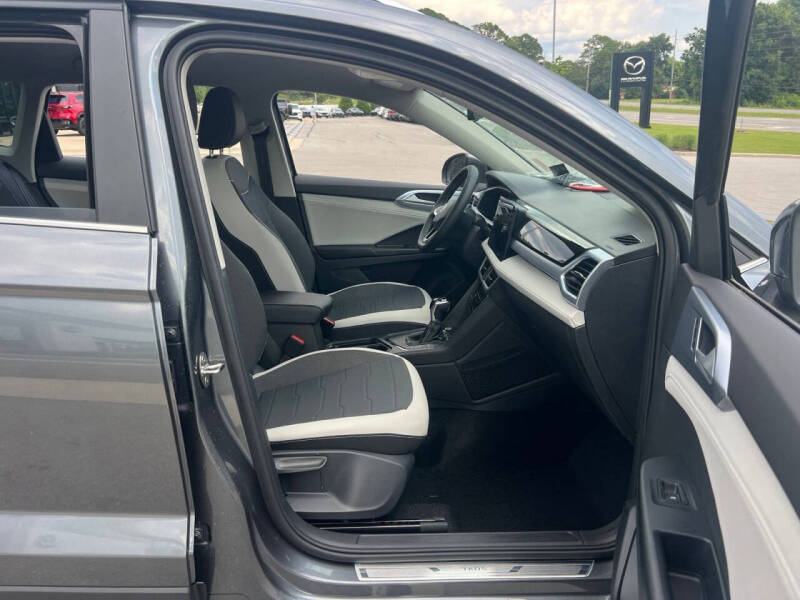 2026 Volkswagen Taos SE