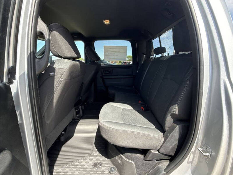 2026 RAM 2500 Black Express