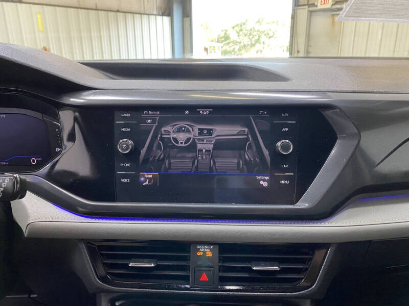 2024 Volkswagen Taos SEL 4Motion