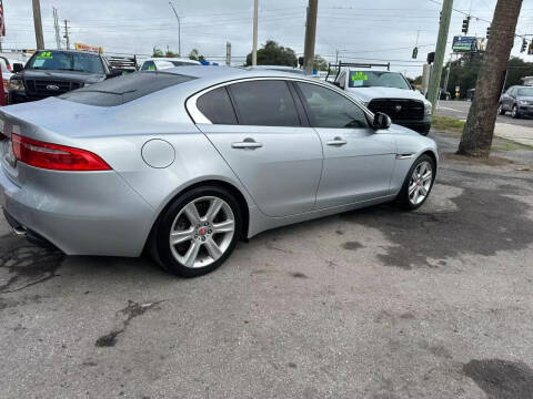 2017 Jaguar XE 25t Premium