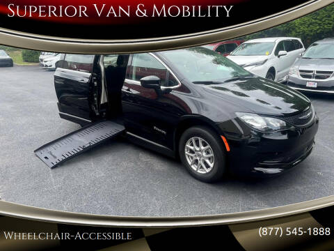 2024 Chrysler Voyager