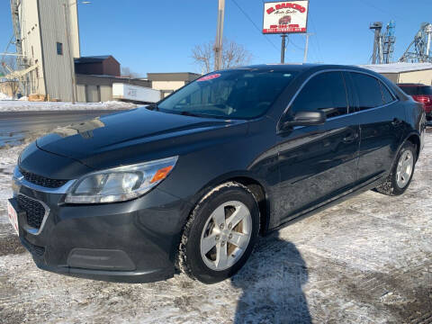 2015 Chevrolet Malibu for sale at El Rancho Auto Sales in Des Moines IA