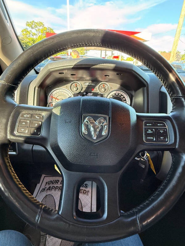2017 RAM 1500 Big Horn