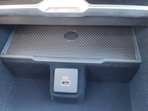 2025 Land Rover Range Rover P530 SE LWB