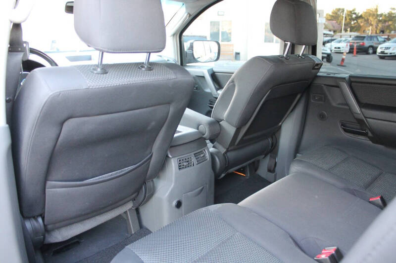 2007 Nissan Armada SE