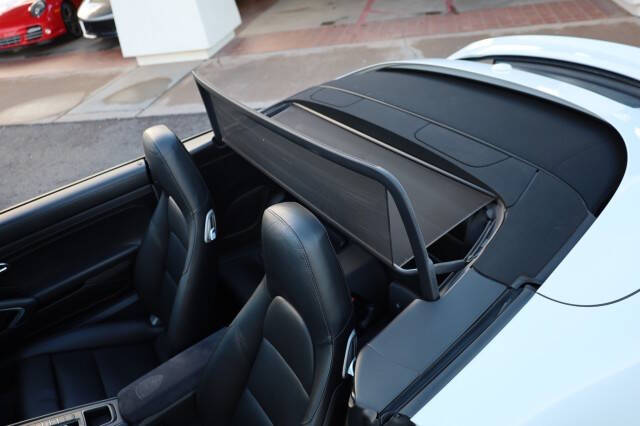 2015 Porsche 911 Carrera GTS