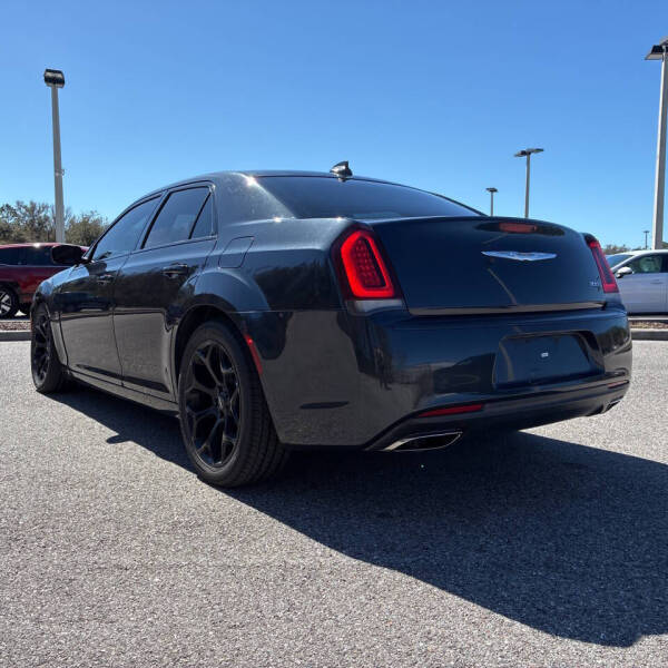 2019 Chrysler 300 S