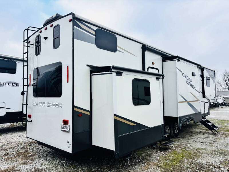 2021 Forest River Cedar Creek 355LF