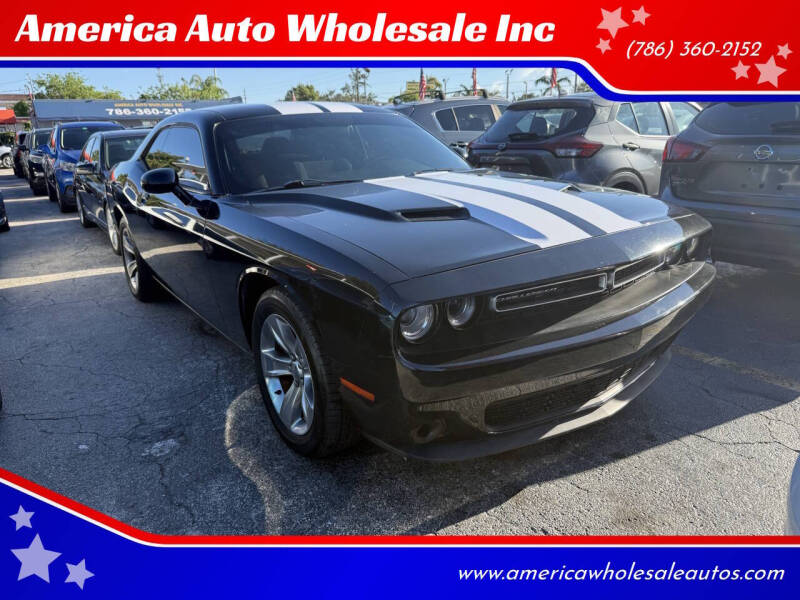 2016 Dodge Challenger SXT Plus
