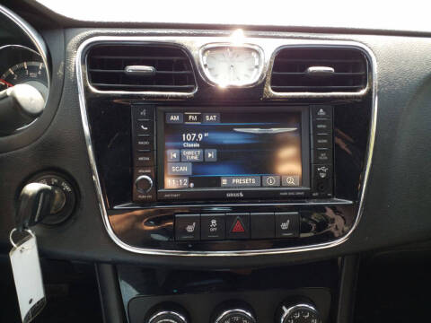 2013 Chrysler 200 Touring