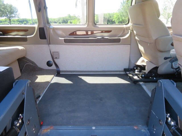 2021 GMC Savana LS 2500