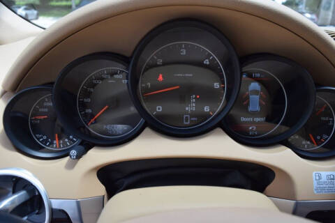 2014 Porsche Cayenne Platinum Diesel