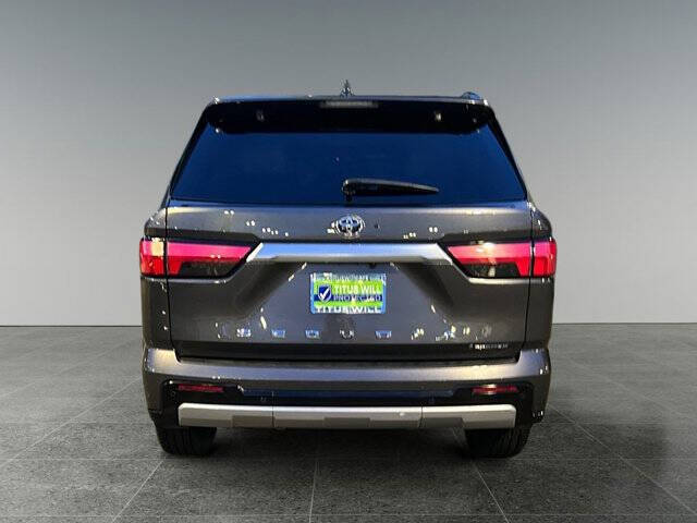 2025 Toyota Sequoia SR5