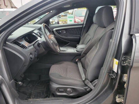 2017 Ford Taurus SEL