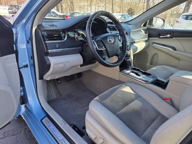 2012 Toyota Camry Hybrid XLE