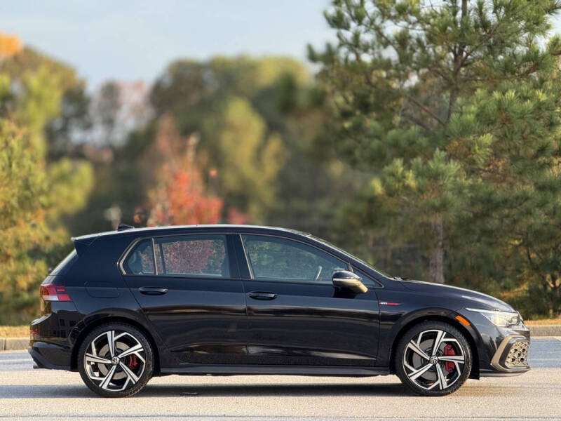 2024 Volkswagen Golf GTI SE