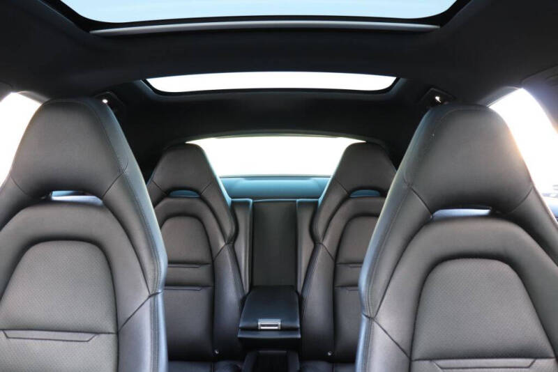 2019 Porsche Panamera 4