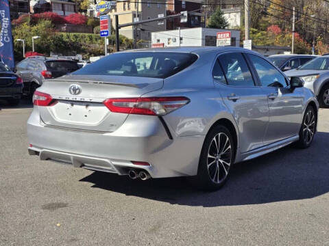 2018 Toyota Camry SE