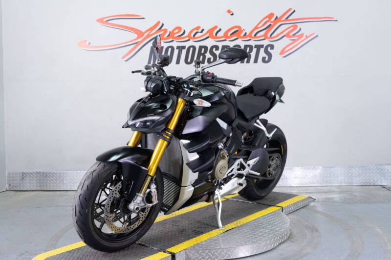 2022 Ducati Streetfighter V4 S