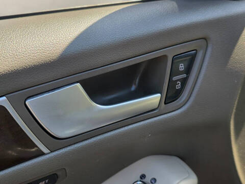 2012 Audi Q5 2.0T quattro Premium Plus