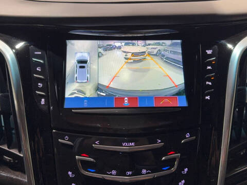 2019 Cadillac Escalade Platinum