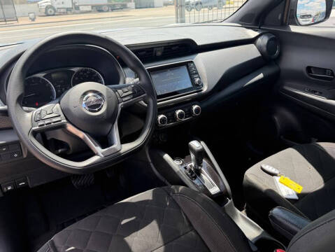 2020 Nissan Kicks S