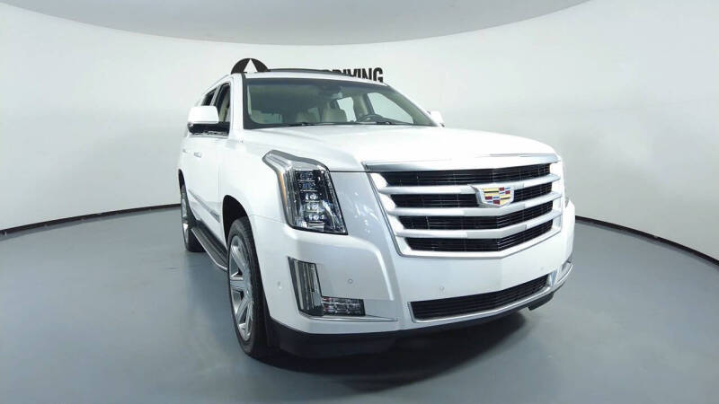 2018 Cadillac Escalade Luxury