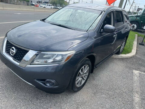 2013 Nissan Pathfinder for sale at STATE AUTO SALES in Lodi NJ