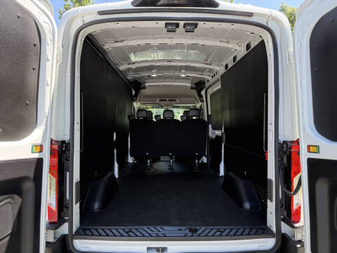2023 Ford Transit 250