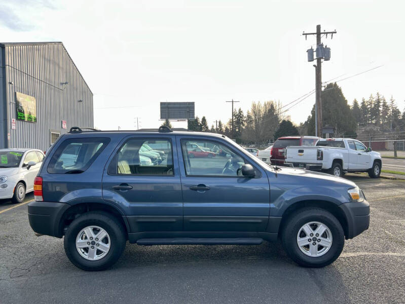 2005 Ford Escape XLS