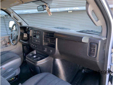 2023 GMC Savana 2500